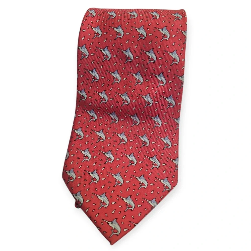 Vineyard Vines Tie Pink Swordfish Pattern Silk‎ 3.5